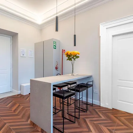 Plaza Duomo * Neapol